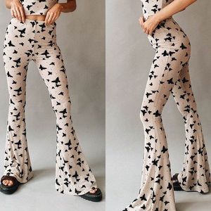 Verge girl Trip to California butterfly flare pants